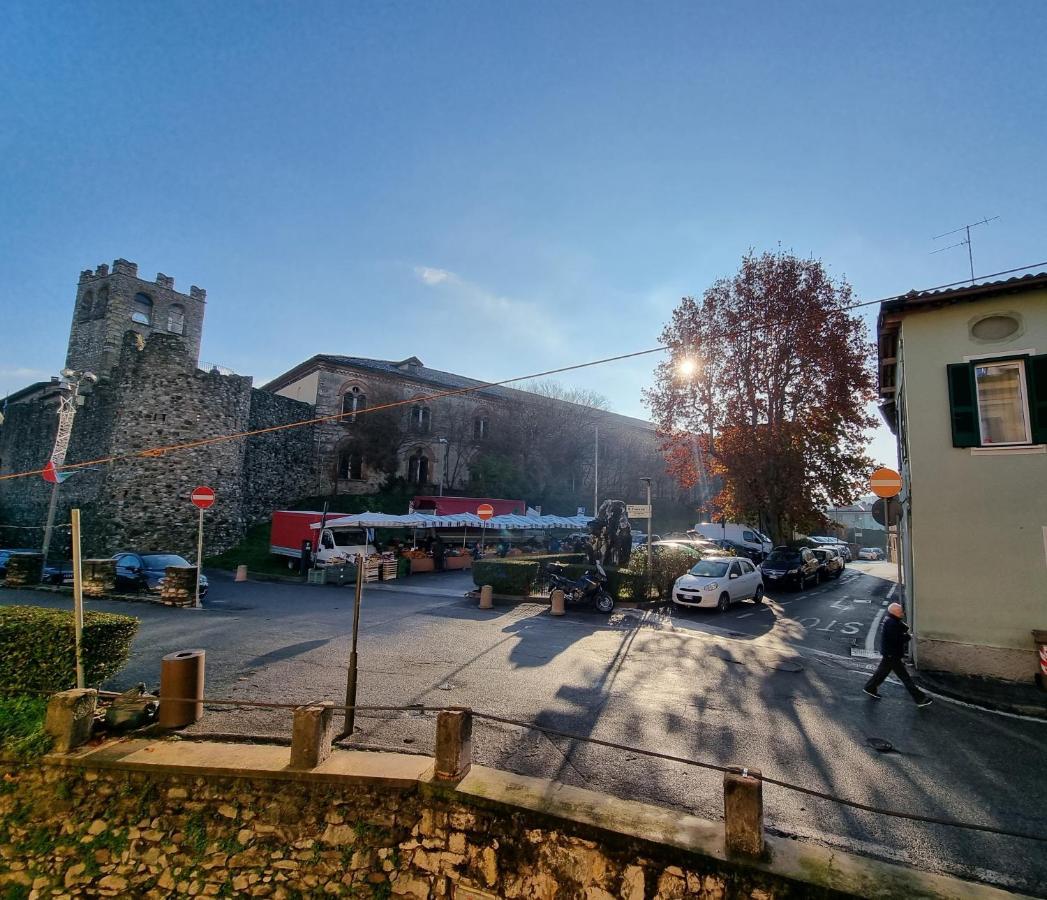 La Finestra Sul Castello Desenzano-By Goccia Di Lago Desenzano del Garda Exterior photo