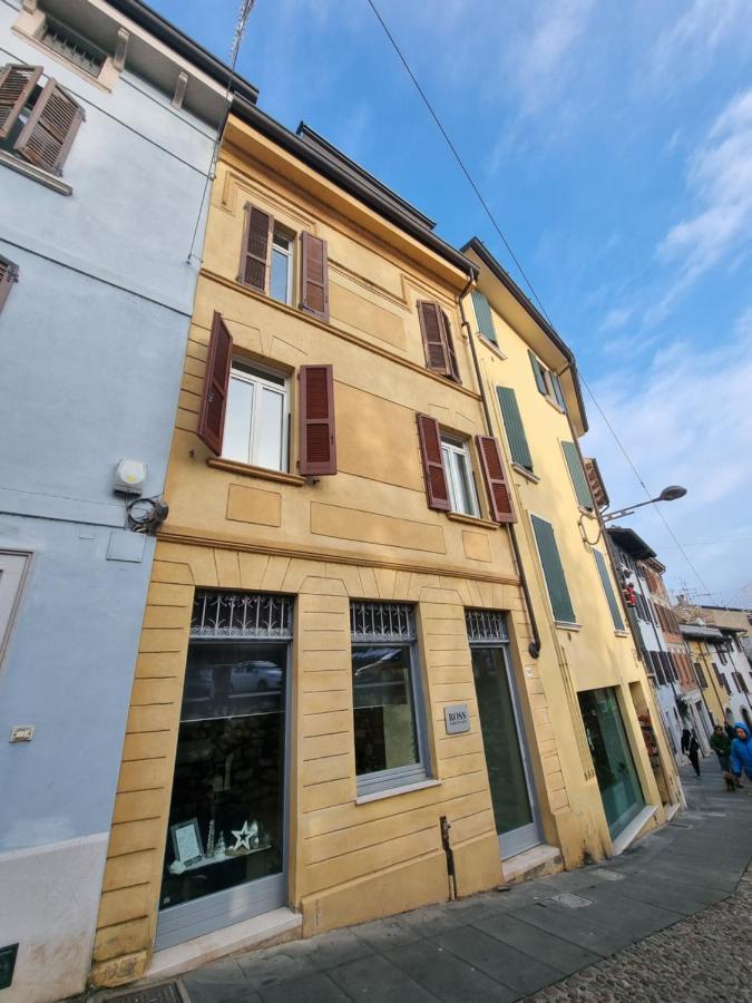 La Finestra Sul Castello Desenzano-By Goccia Di Lago Desenzano del Garda Exterior photo